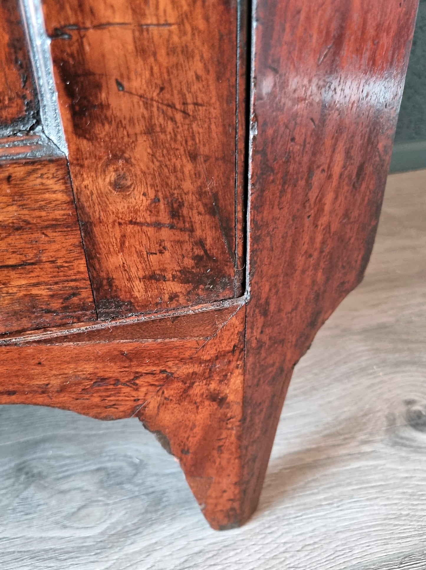 George IV Mahogany Corner Display Cabinet 19th Century