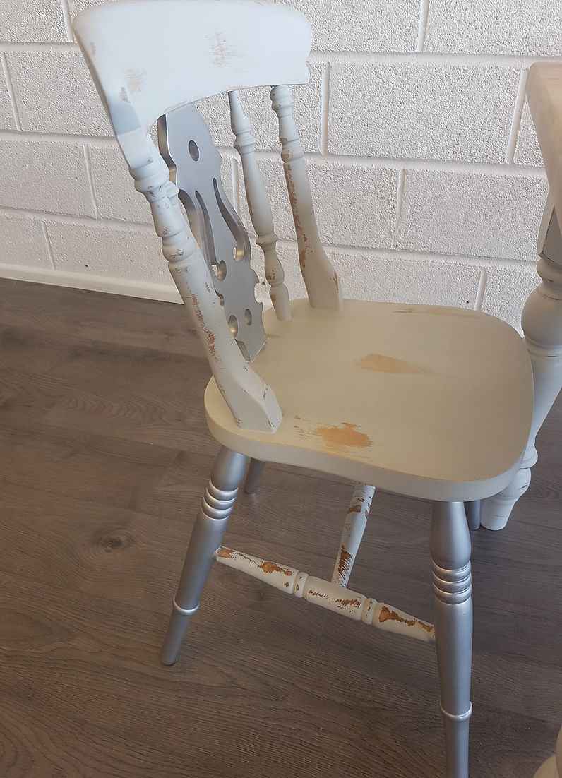 Kitchen Pine Table and Four Chairs