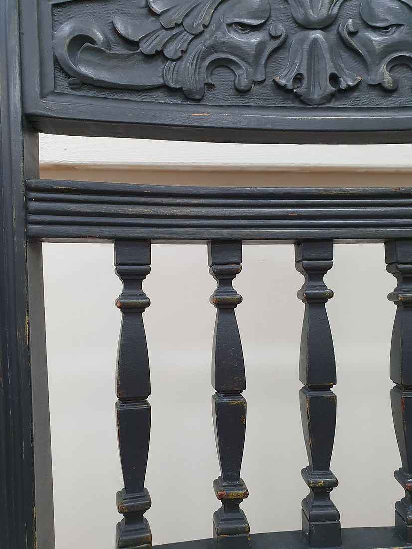 Victorian Dining Table and Four Chairs Set