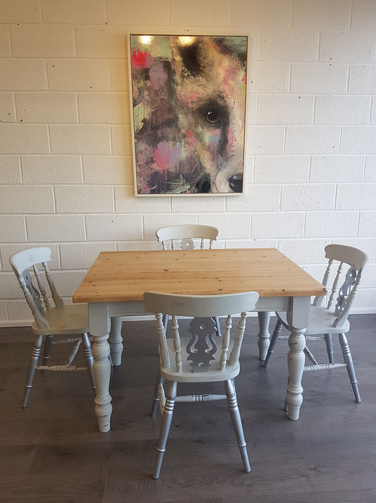 Kitchen Pine Table and Four Chairs - LRBinteriors