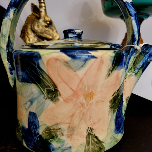 Bill Glover Tea Pot 1992 - LRBinteriors