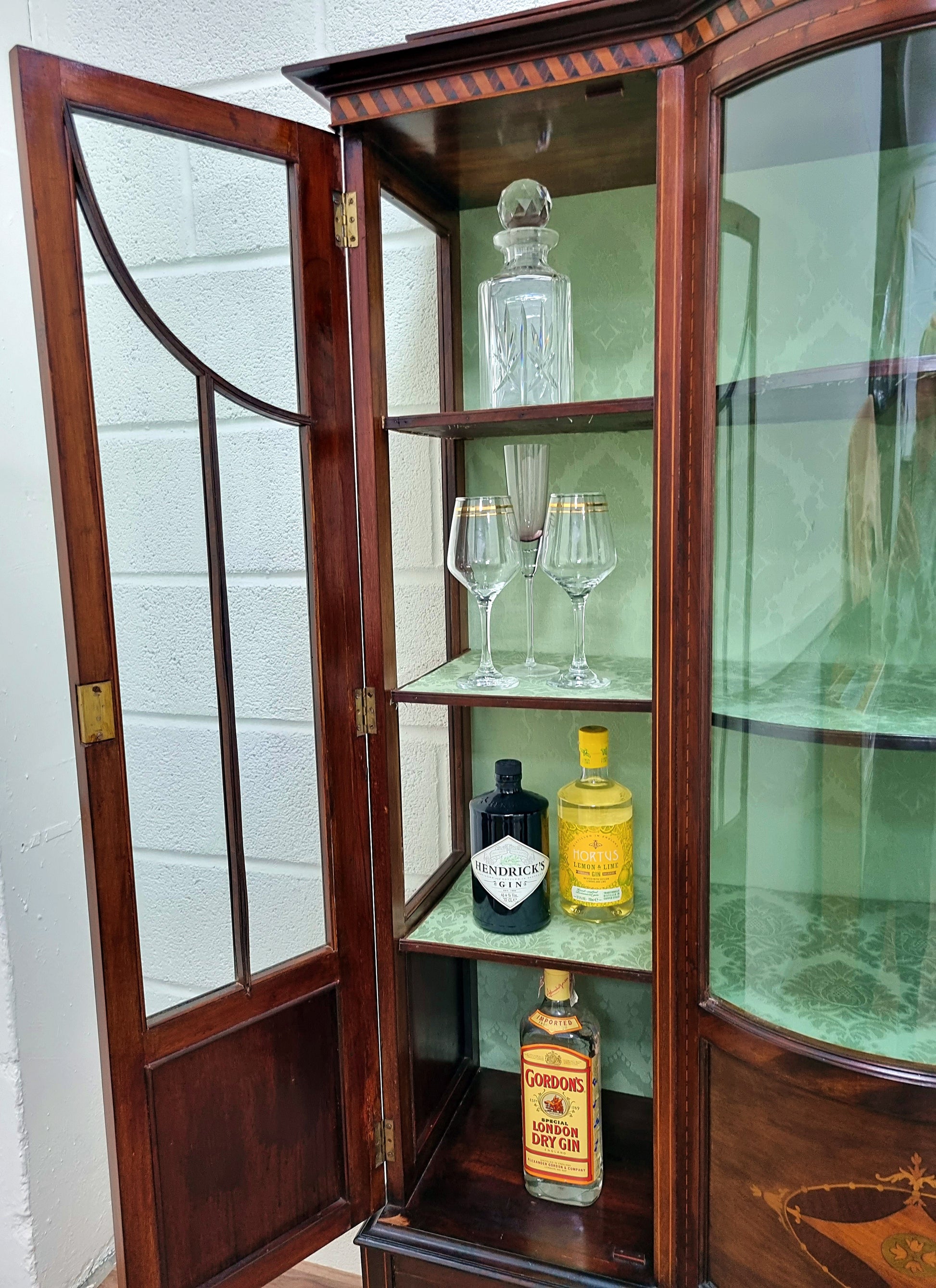 Antique Edwardian Mahogany Inlaid Display Glass Drinks Cabinet - LRBinteriors