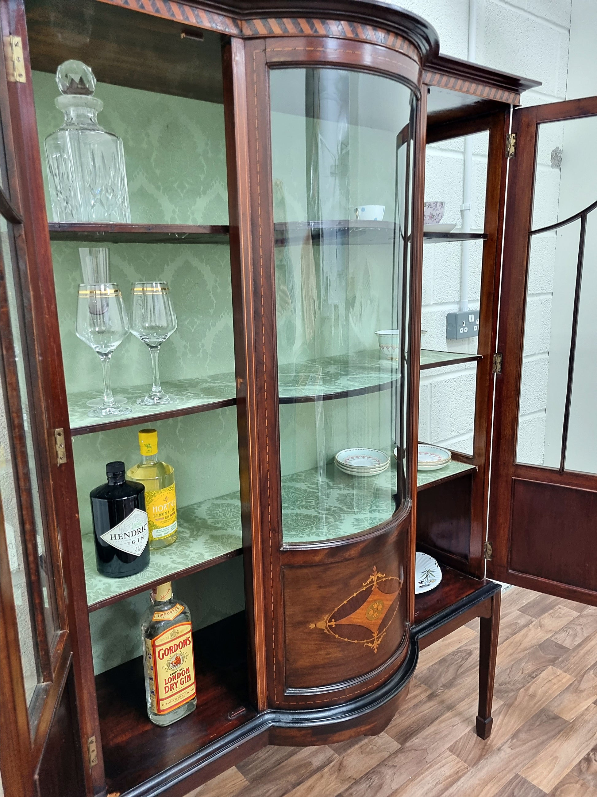 Antique Edwardian Mahogany Inlaid Display Glass Drinks Cabinet - LRBinteriors