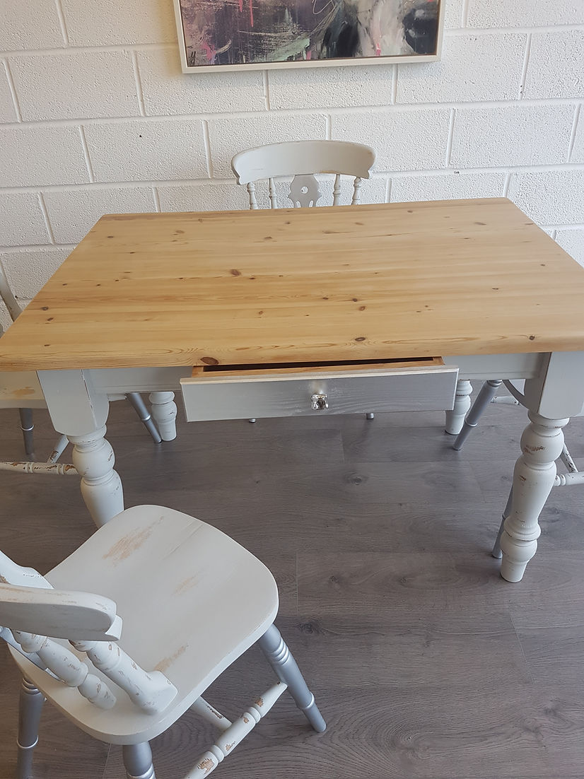 Kitchen Pine Table and Four Chairs - LRBinteriors