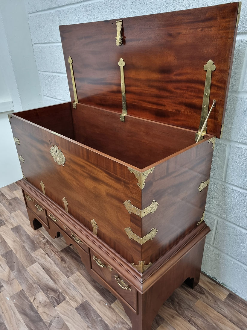 Antique Chest of Drawers Rosewood Mules/Dowry/Coffer Trunk Housekeeper's Cabinet - LRBinteriors