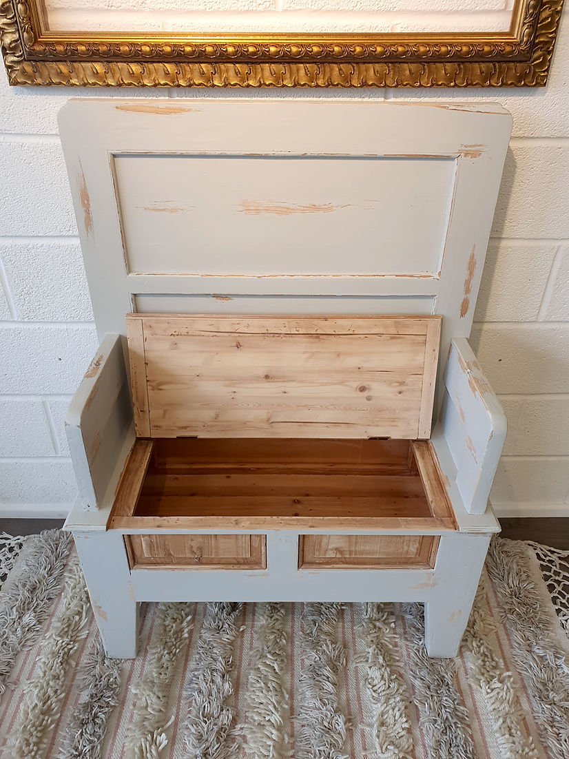 Antique Monks Bench Shabby Chic - LRBinteriors