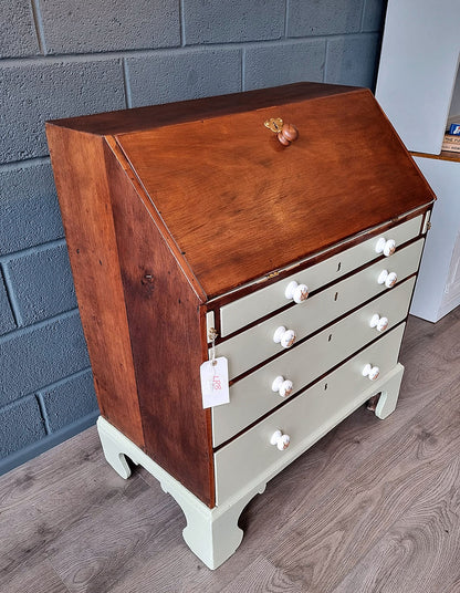 Georgian Oak Writing Bureau - LRBinteriors