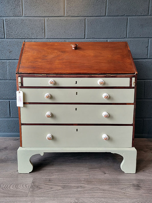 Georgian Oak Writing Bureau - LRBinteriors