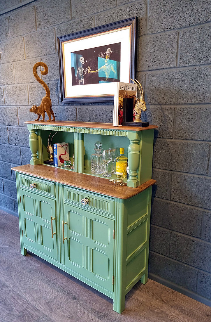 Priory Court Cabinet Dresser - LRBinteriors