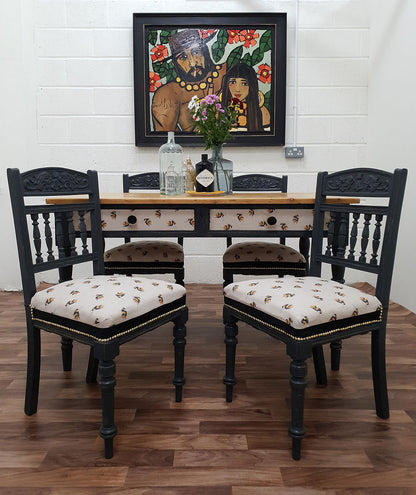 Victorian Dining Table and Four Chairs Set - LRBinteriors