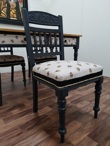 Victorian Dining Table and Four Chairs Set - LRBinteriors