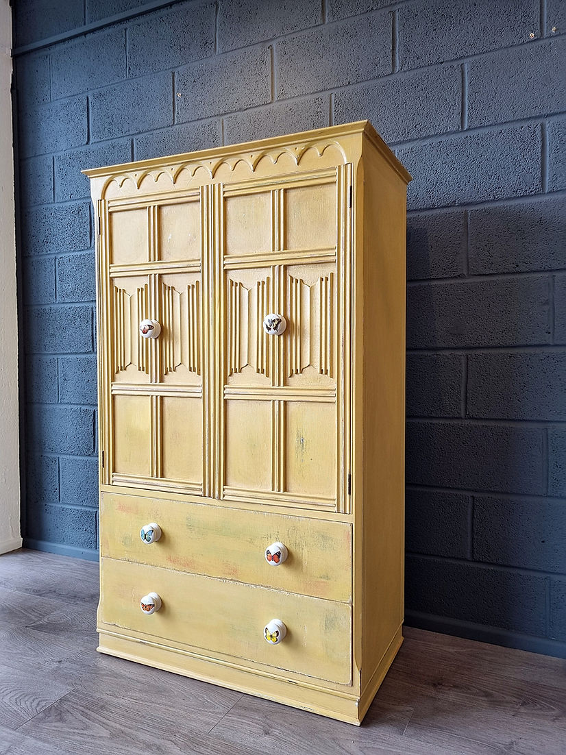 Vintage Yellow Housekeepers Cupboard Pantry Kitchen Dresser - LRBinteriors