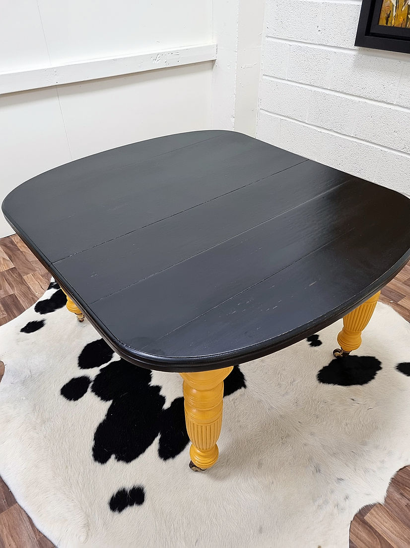 Joseph Fitter Extendable Crank Dining Table 4-6 Seater - LRBinteriors