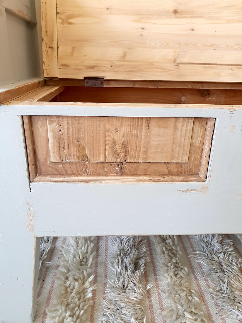 Antique Monks Bench Shabby Chic - LRBinteriors