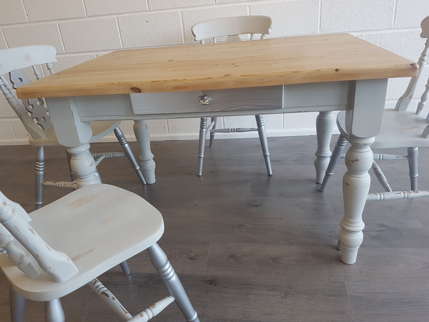 Kitchen Pine Table and Four Chairs - LRBinteriors